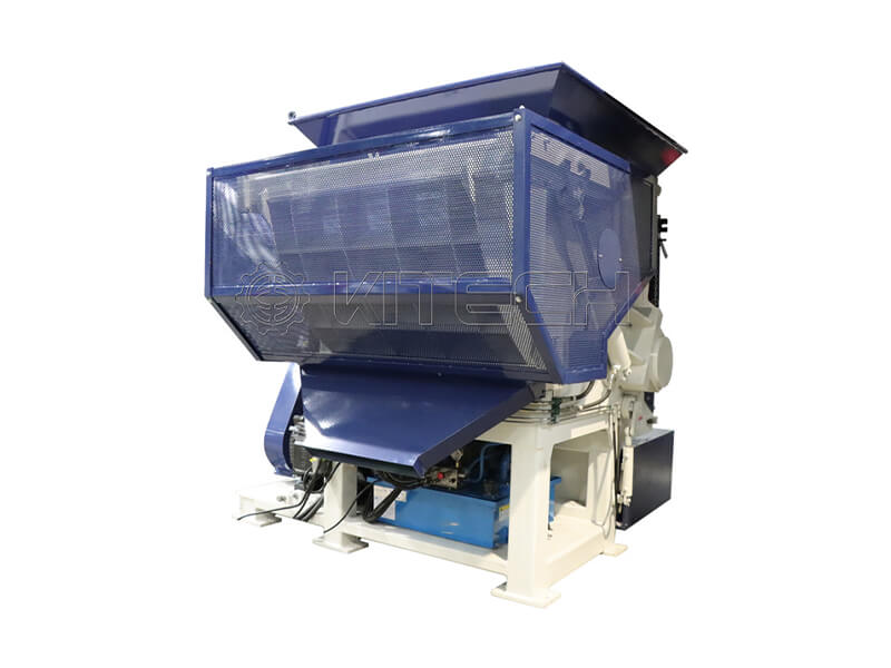 Precautions before, during and after using common woven bag shredders